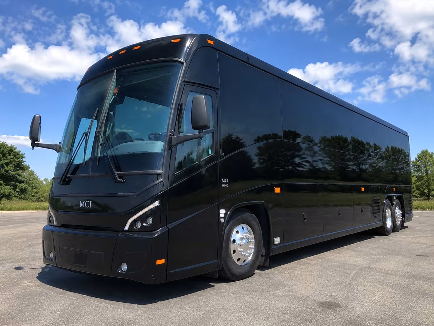 busrentalbronx com will help you book ada accessible field trip buses in the bronx
